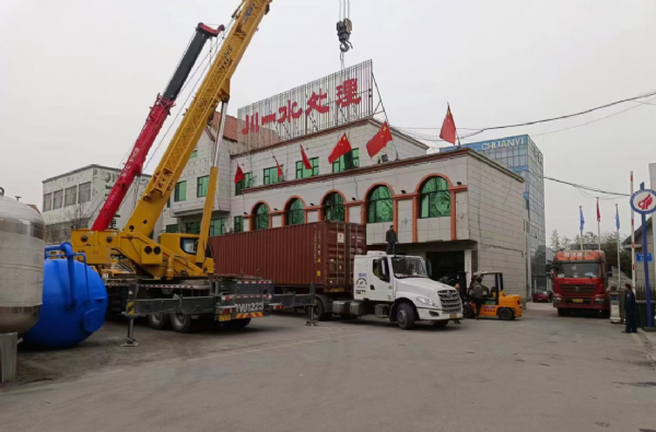 40T過(guò)濾設(shè)備2套集裝箱裝車發(fā)往印尼